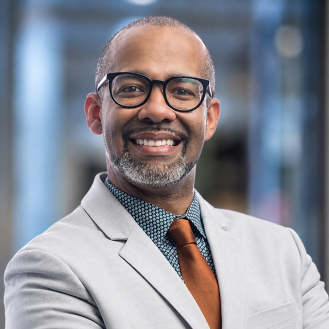 Headshot of Ryan Locke